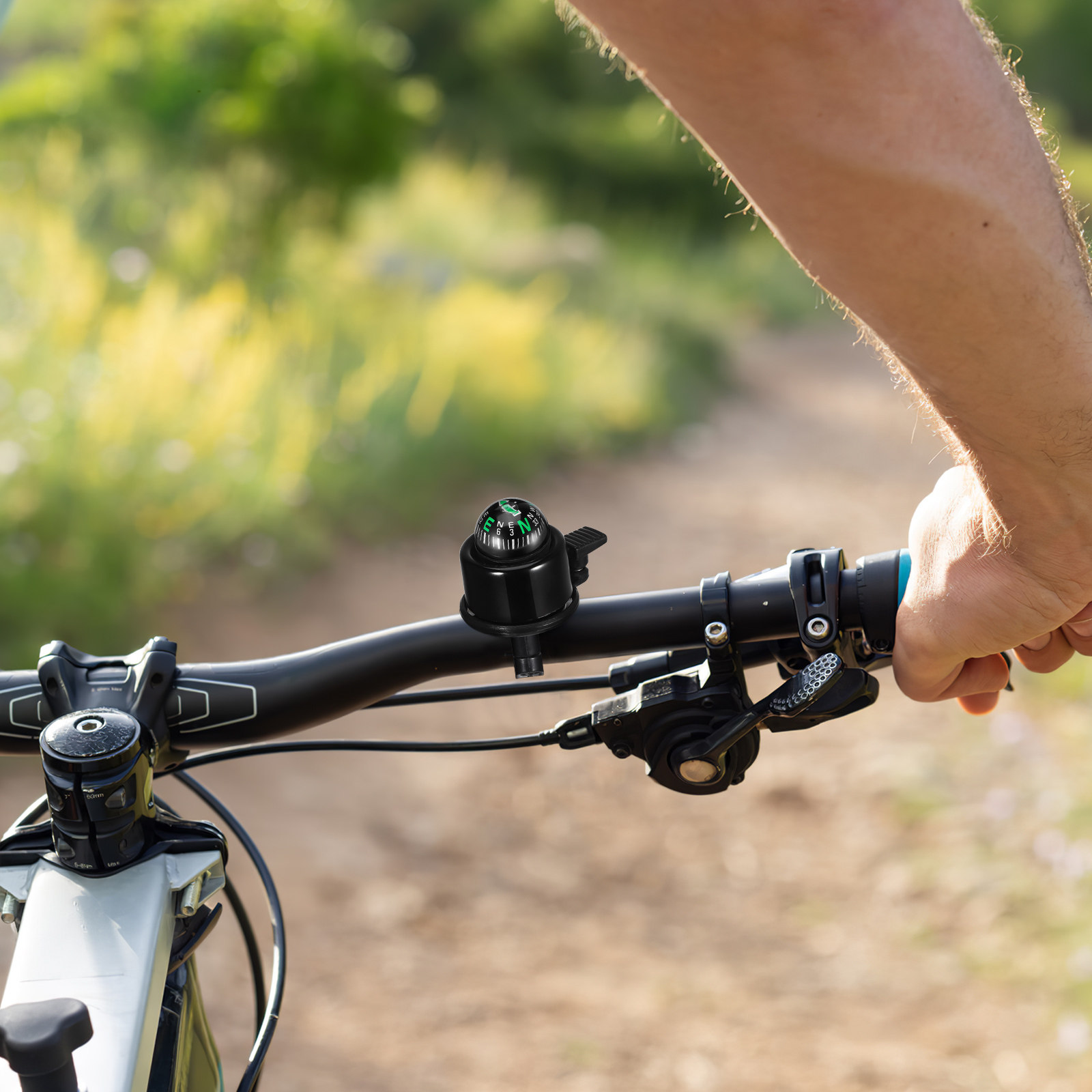 Cycling Gear Display - กระดิ่งจักรยานแบบหนักทนทาน พร้อมตัวชี้ทิศทางแบบเข็มทิศ สำหรับจักรยานไฟฟ้า จักรยานเสือหมอบ อุปกรณ์ปั่นจักรยาน ทนทานต่อสภาพอากาศ